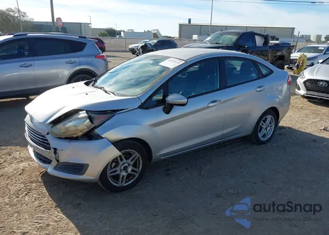 2018 Ford Fiesta Se from USA, damaged, VIN 3FADP4BJ8JM112687
